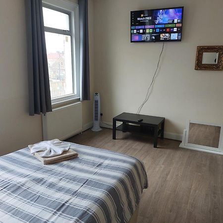 לונדון Family Friendly 3 Bedroom Flat Zone 2 - Children Stay Free! מראה חיצוני תמונה