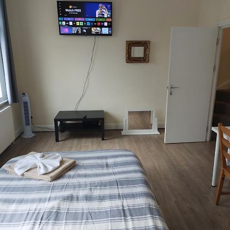 לונדון Family Friendly 3 Bedroom Flat Zone 2 - Children Stay Free! מראה חיצוני תמונה