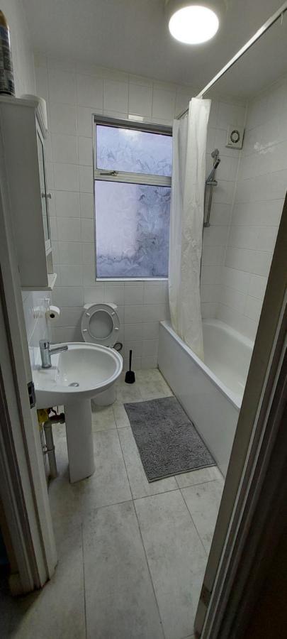 לונדון Family Friendly 3 Bedroom Flat Zone 2 - Children Stay Free! מראה חיצוני תמונה